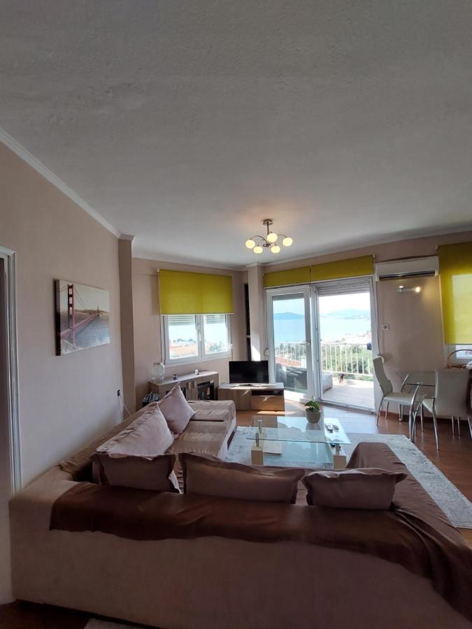 Bright View Apartment Palaiontsiflikion Luaran gambar